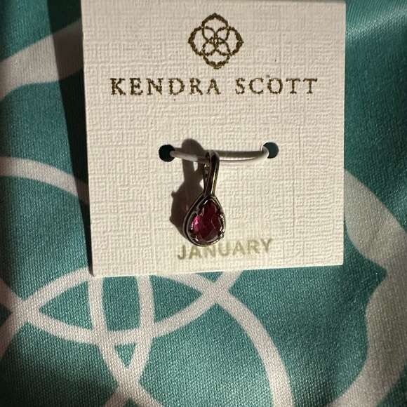 Kendra Scott Birthstone Inspired Pendant January - Picture 2 of 2